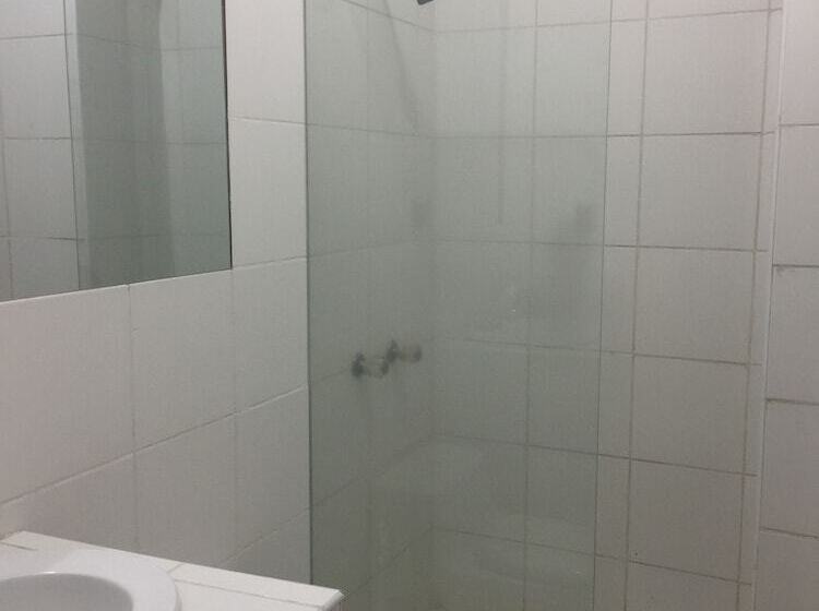 تختخواب و صبحانه Ica Adventures Ii