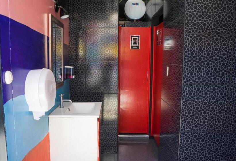 تختخواب و صبحانه Ica Adventures Ii