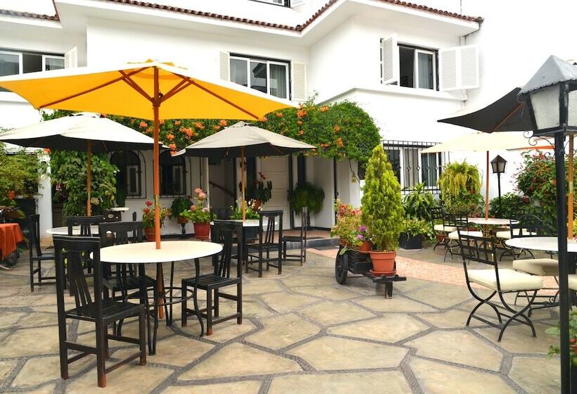 تختخواب و صبحانه Residencial Carlos