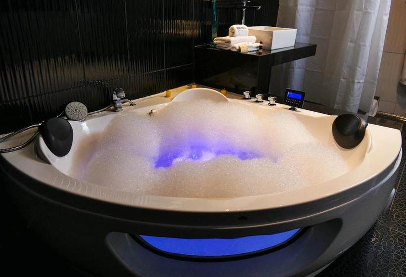 Blub Hotel Spa