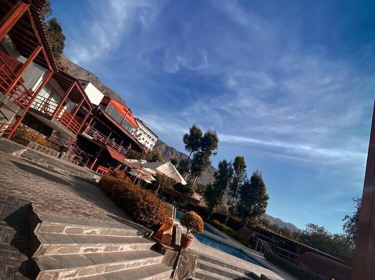 El Molino Hotel Y Restaurant