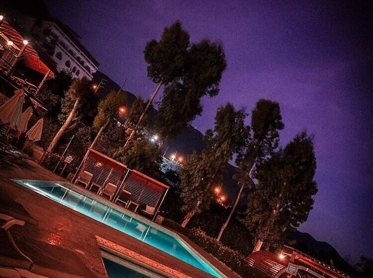 El Molino Hotel Y Restaurant