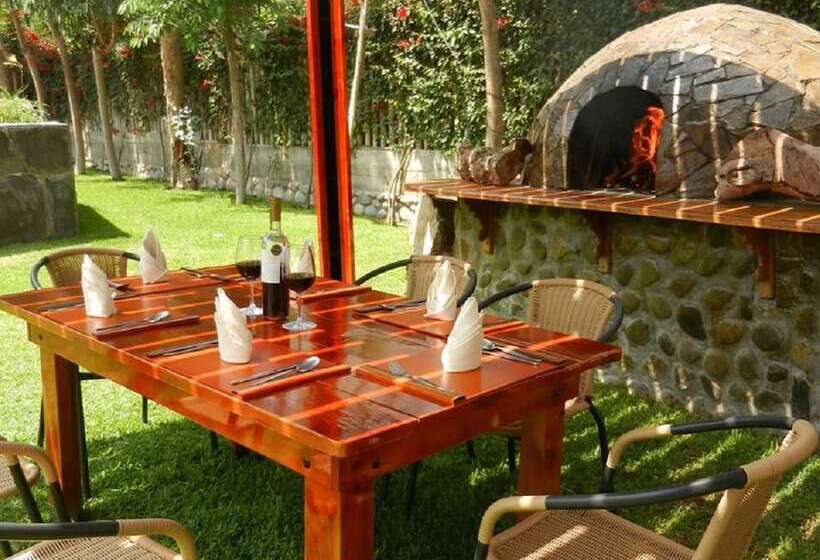 El Molino Hotel Y Restaurant