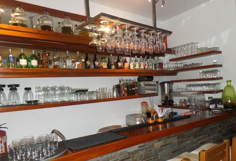 El Molino Hotel Y Restaurant