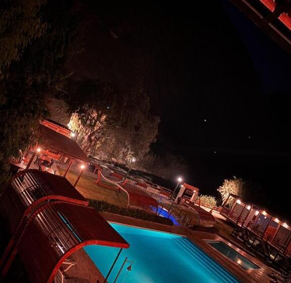 El Molino Hotel Y Restaurant