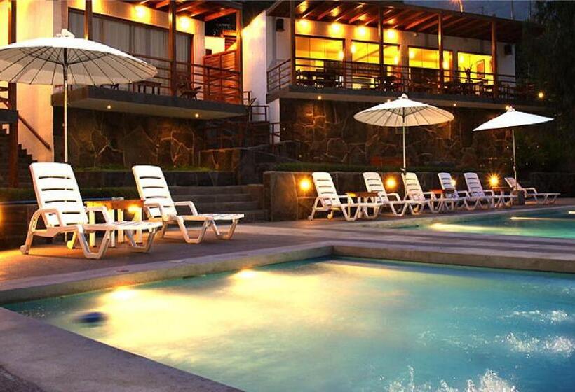 El Molino Hotel Y Restaurant