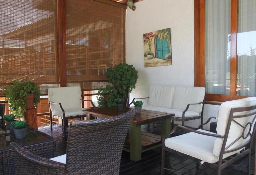 El Molino Hotel Y Restaurant