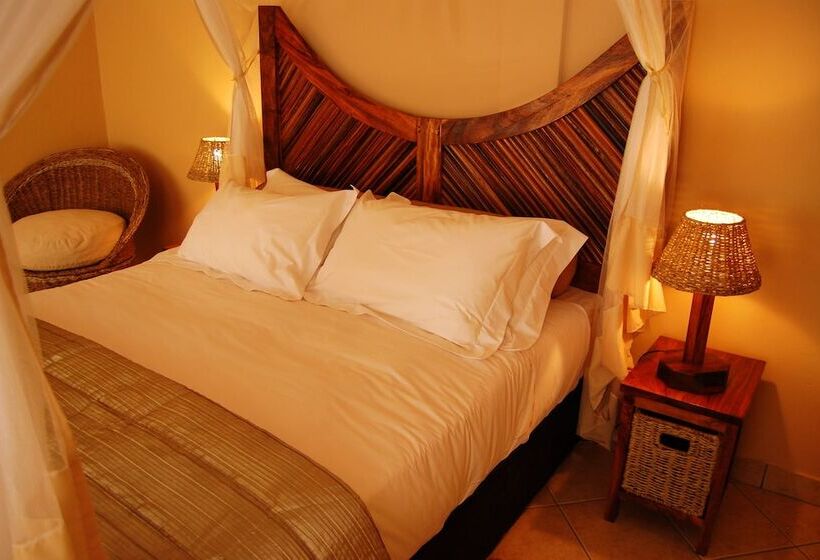 Golden Sands Apartments By Sol Resorts