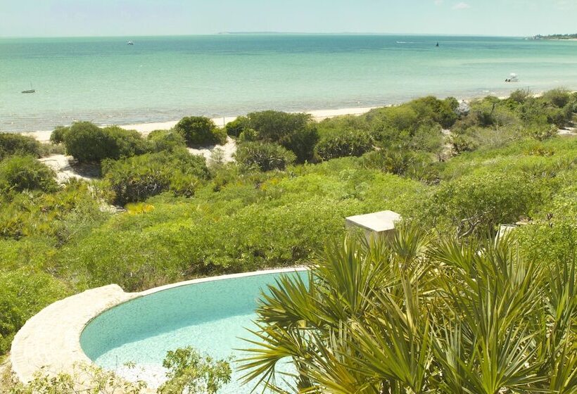 Golden Sands Apartments By Sol Resorts