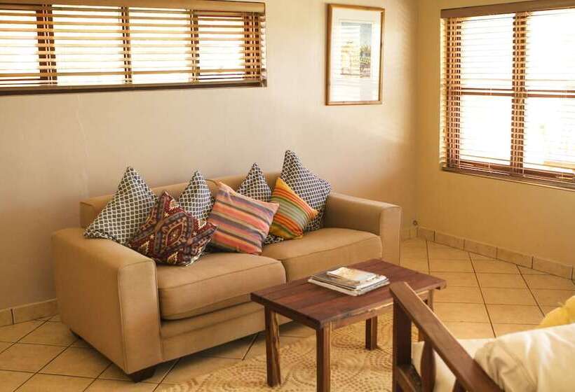 Golden Sands Apartments By Sol Resorts