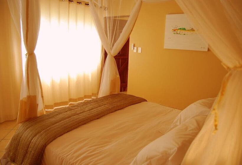 Golden Sands Apartments By Sol Resorts