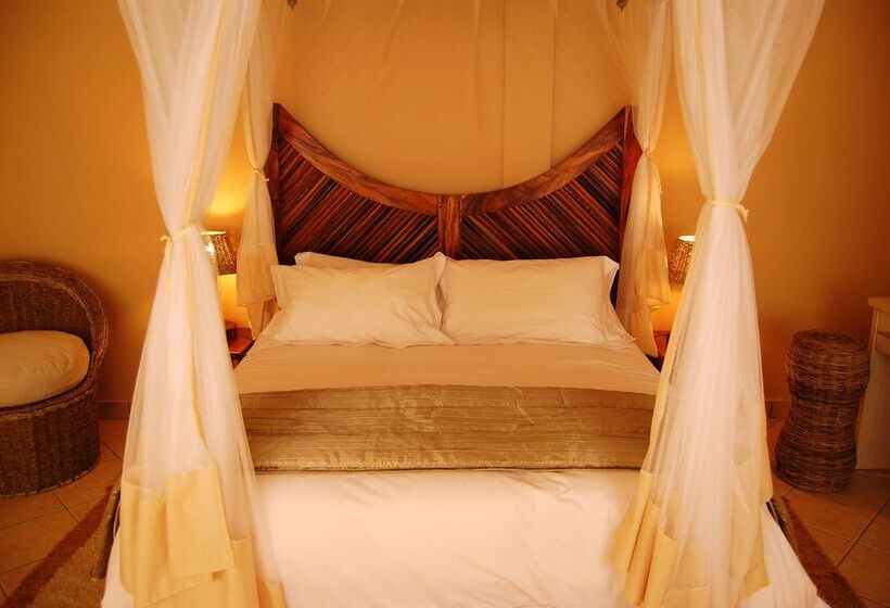 Golden Sands Apartments By Sol Resorts