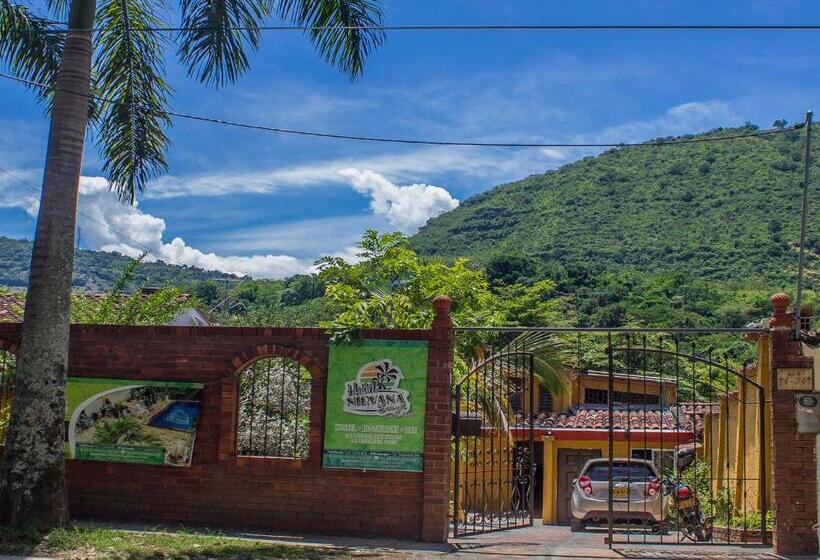 Hostel Nirvana San Gil