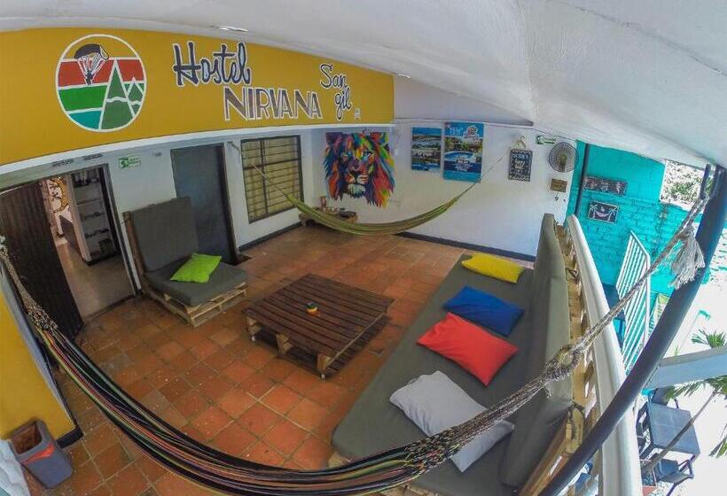 Hostel Nirvana San Gil