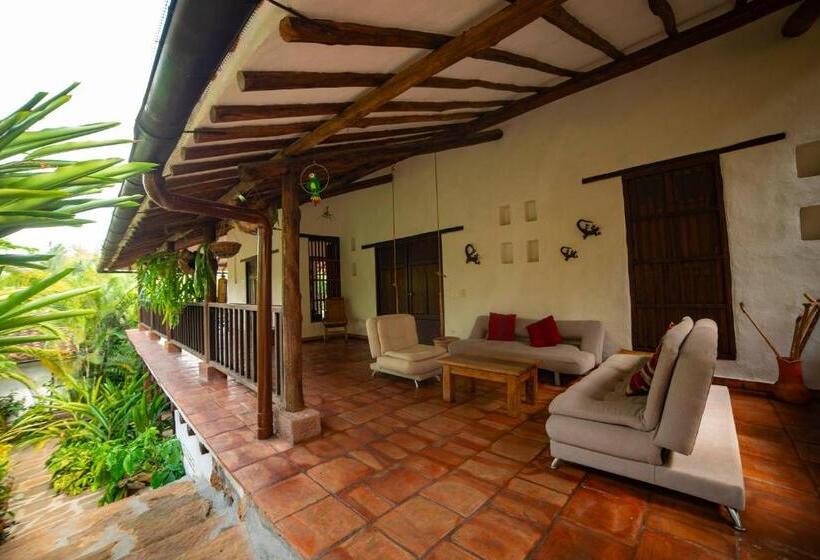 هتل Achiotte Masaya Collection