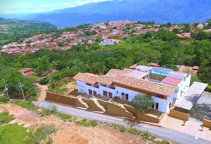 ホテル Alto Del Viento