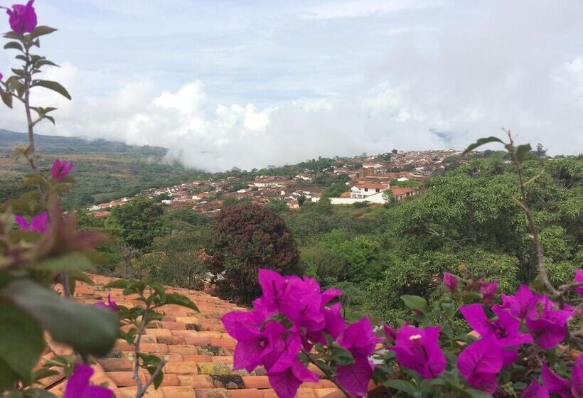 ホテル Alto Del Viento