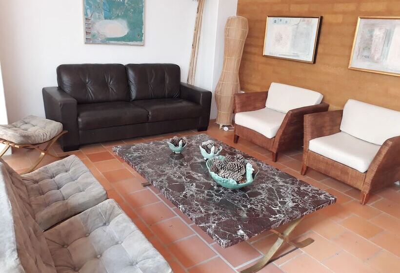 ホテル Alto Del Viento