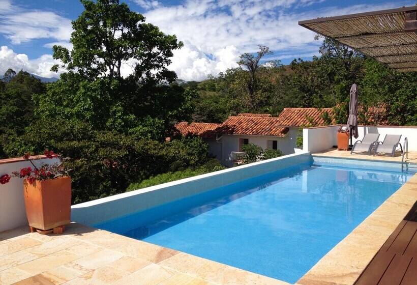 ホテル Alto Del Viento