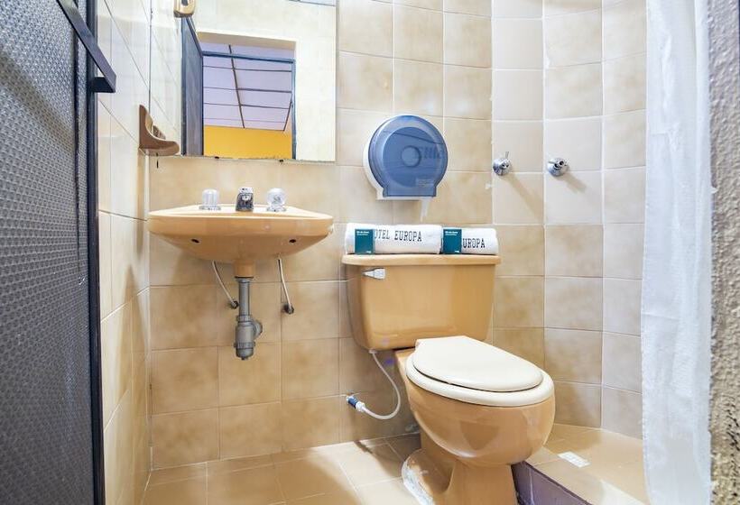 Отель Ayenda Europa