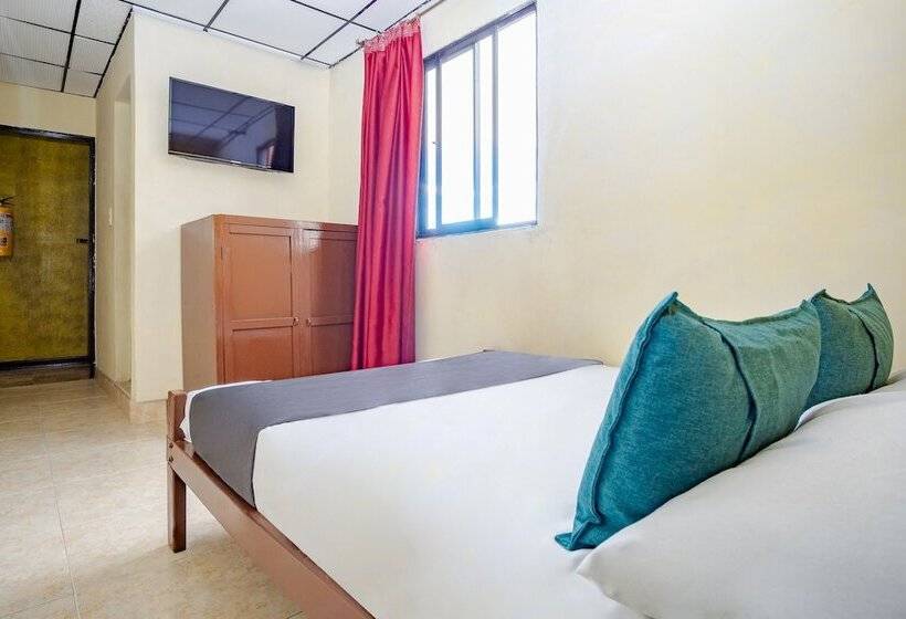 Отель Ayenda Europa