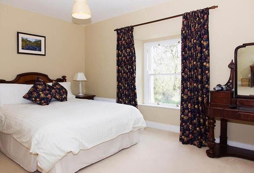 בית מלון כפרי Ballinclea House