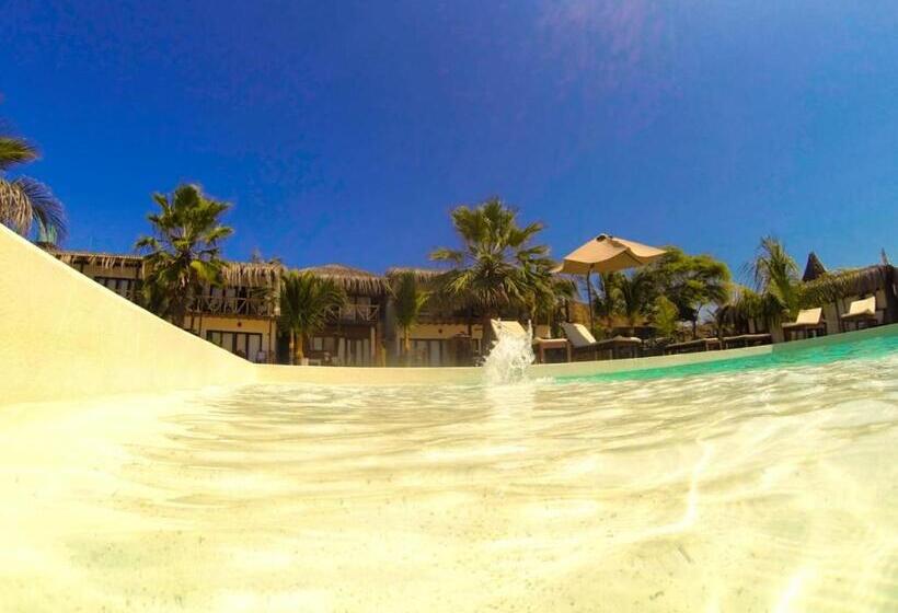 ホテル Bamboo Lodge