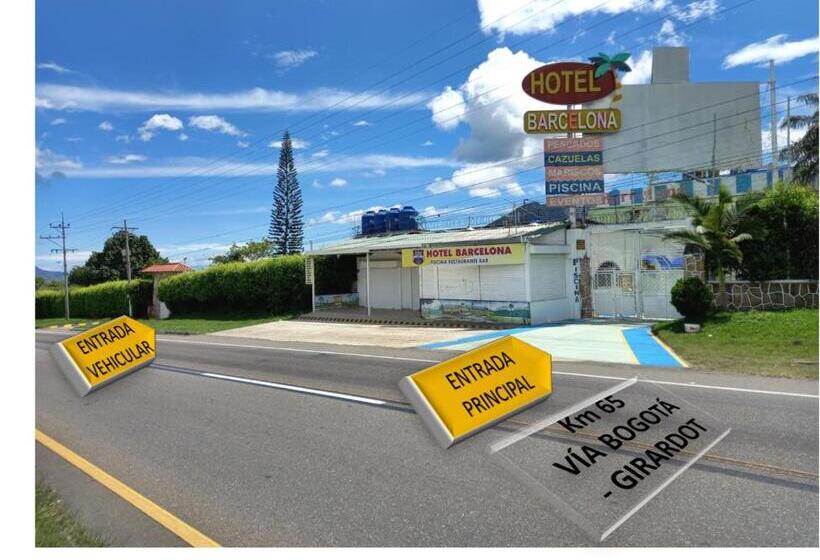 בית מלון כפרי Barcelona Chinauta