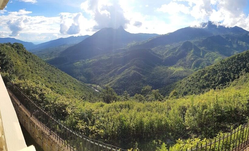 בית מלון כפרי Barcelona Chinauta