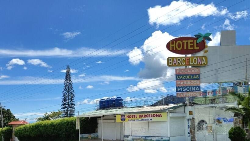 בית מלון כפרי Barcelona Chinauta