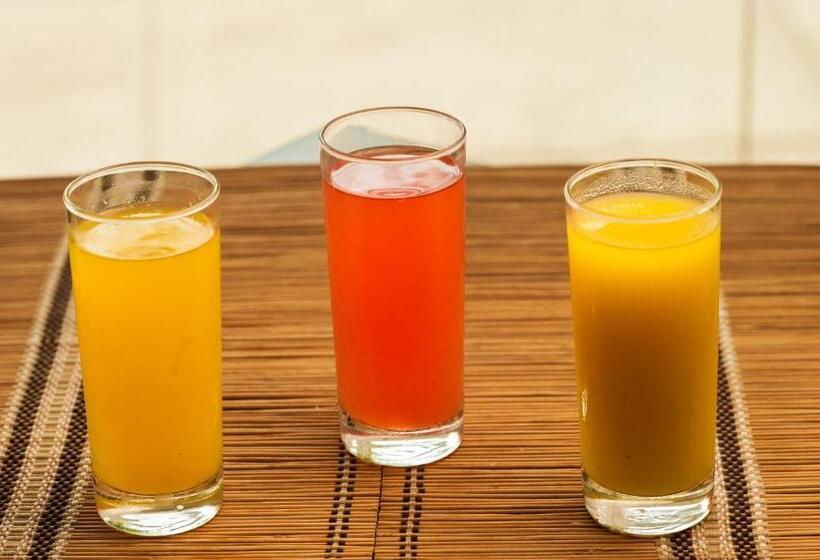 Отель Boulevard Plaza