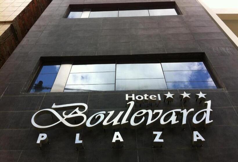 Отель Boulevard Plaza