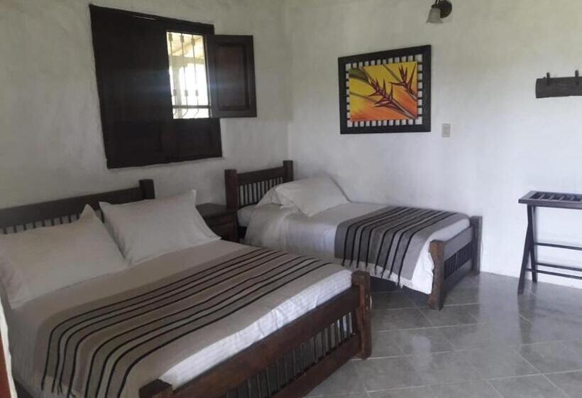 هتل Campestre Los Nogales