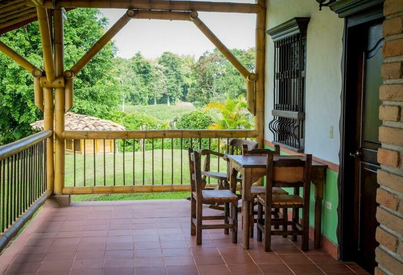 فندق Campestre Montecarlo