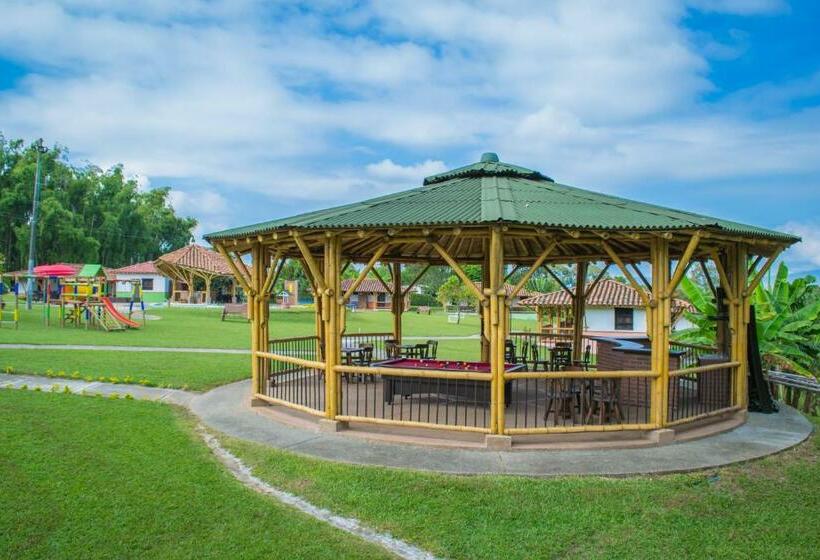 فندق Campestre Montecarlo