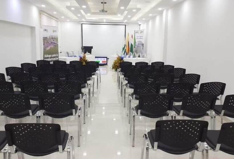 Отель Caquetá Real Hsc