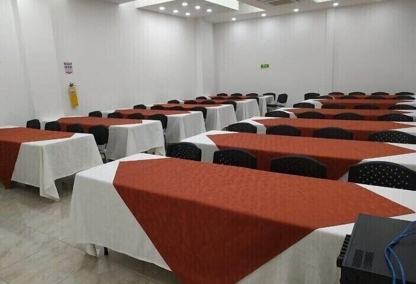 Отель Caquetá Real Hsc