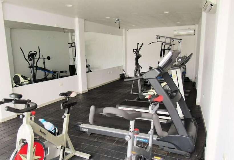 Отель Caquetá Real Hsc