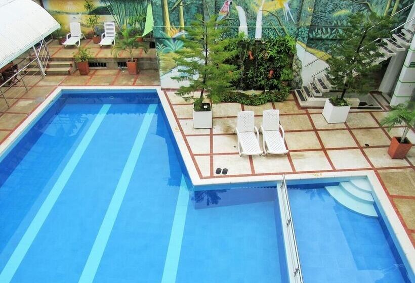 هتل Caquetá Real Hsc