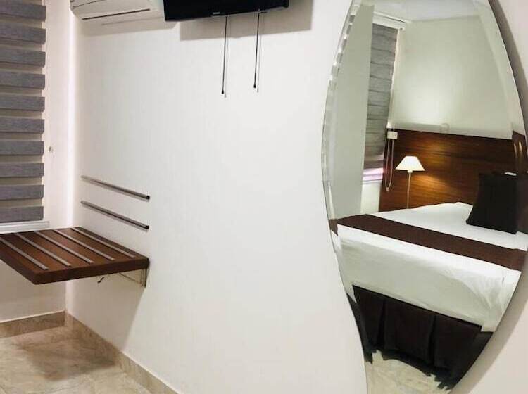 Отель Caquetá Real Hsc