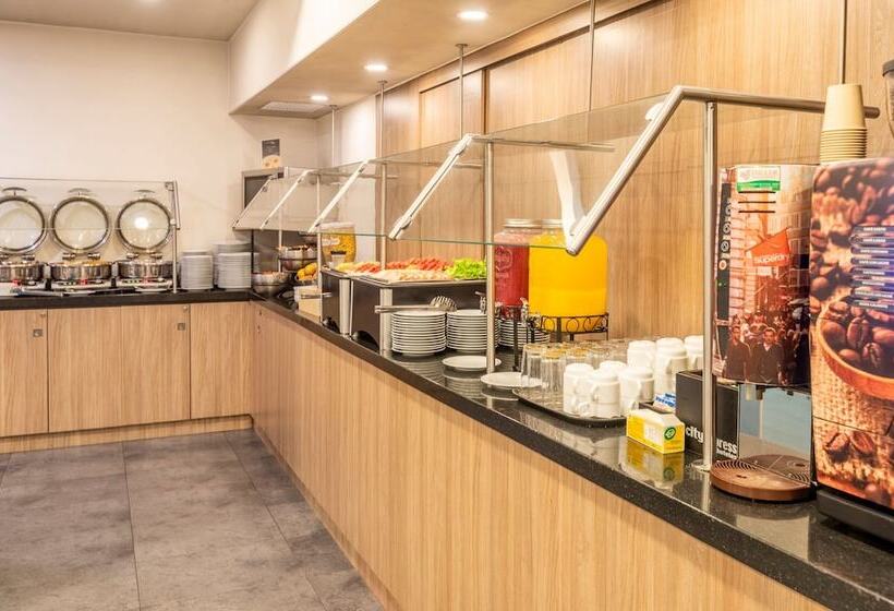 酒店 City Express Plus By Marriott Bogota Aeropuerto