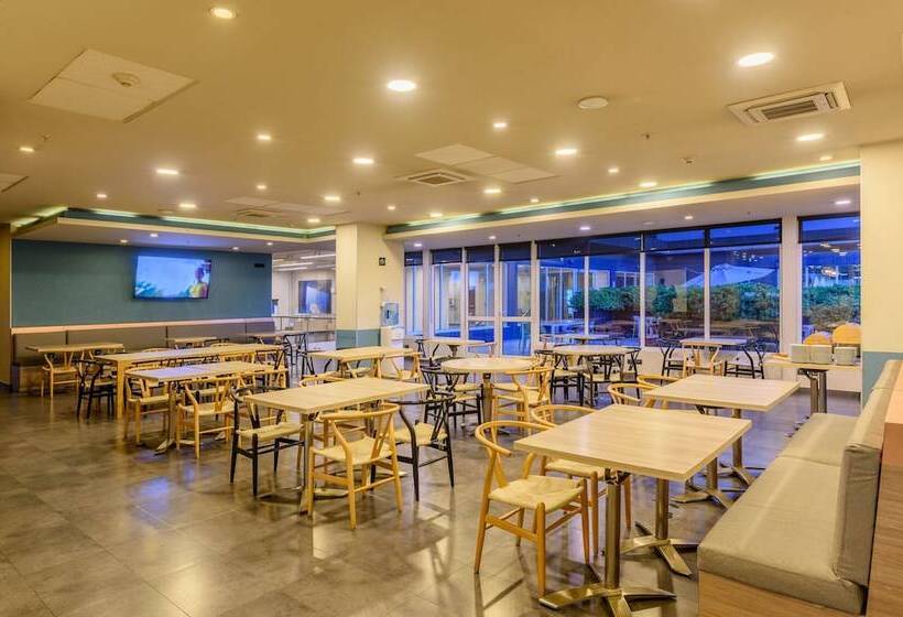 酒店 City Express Plus By Marriott Bogota Aeropuerto