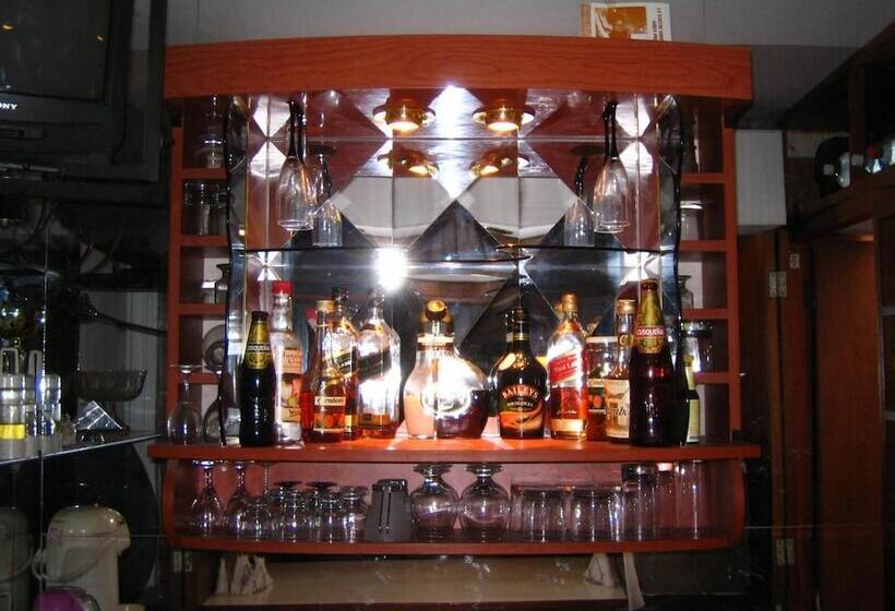 Отель Copacabana