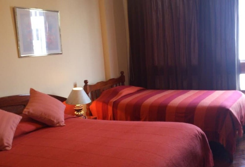 Отель Copacabana