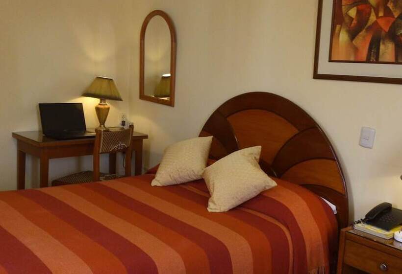 Отель Copacabana