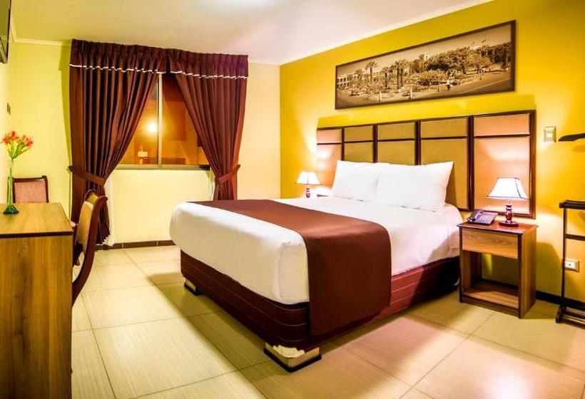 فندق D Carlo Clas