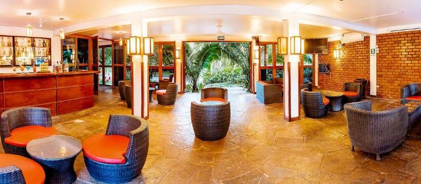 فندق Dm Es Tarapoto