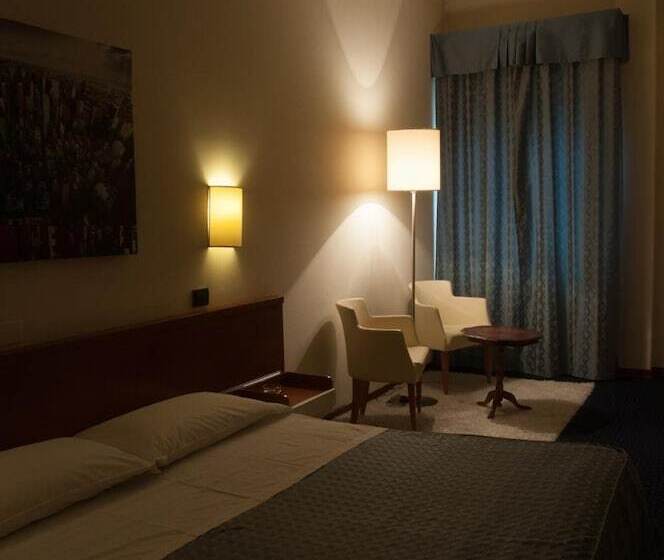 ホテル Elefante Bianco