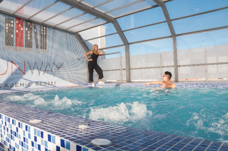 هتل Funway Academic Resort