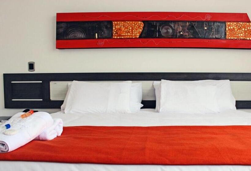 בית מלון כפרי Guaitipan Plaza